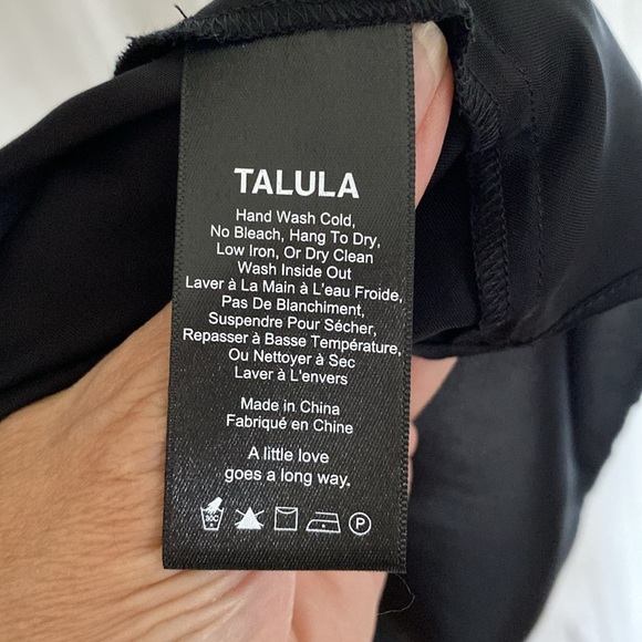 NWT ARITZIA Talula short wrap black, silky dress with Puff short sleeves - Picture 7 of 9